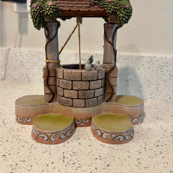 Jim Shore Walt Disney Snow White Wishing Well